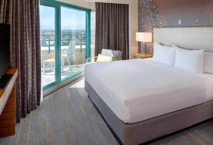 سوییت اجرایی, Hyatt Regency Santa Clara