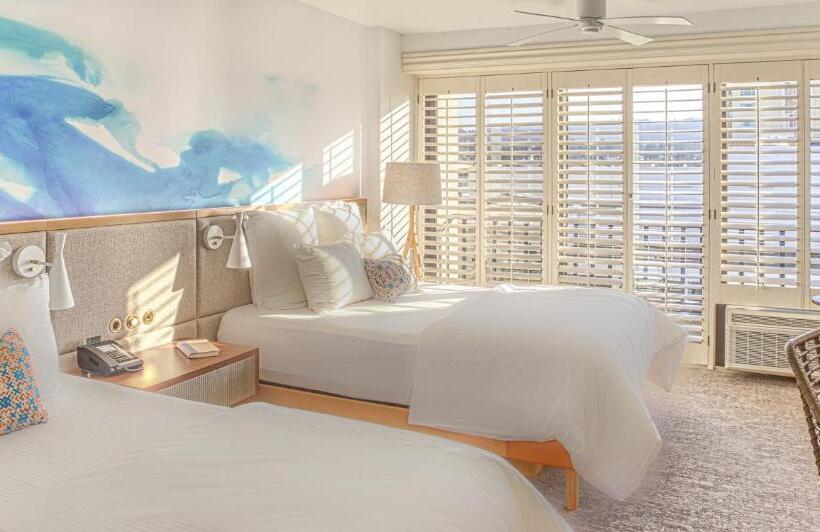 غرفة قياسية, Portola Hotel & Spa