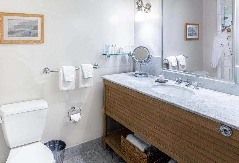 غرفة قياسية ذات إطلالة, Portola Hotel & Spa