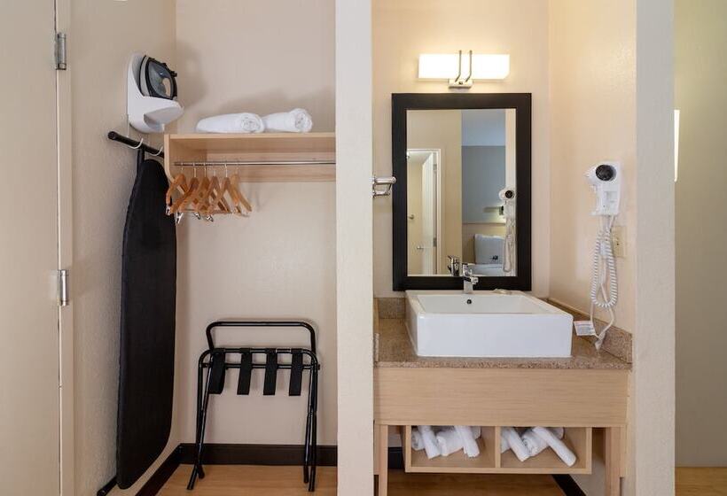 デラックスルーム, Red Roof Plus Miami Airport