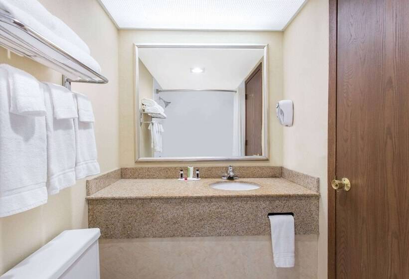 חדר סטנדרט, Super 8 By Wyndham Beloit