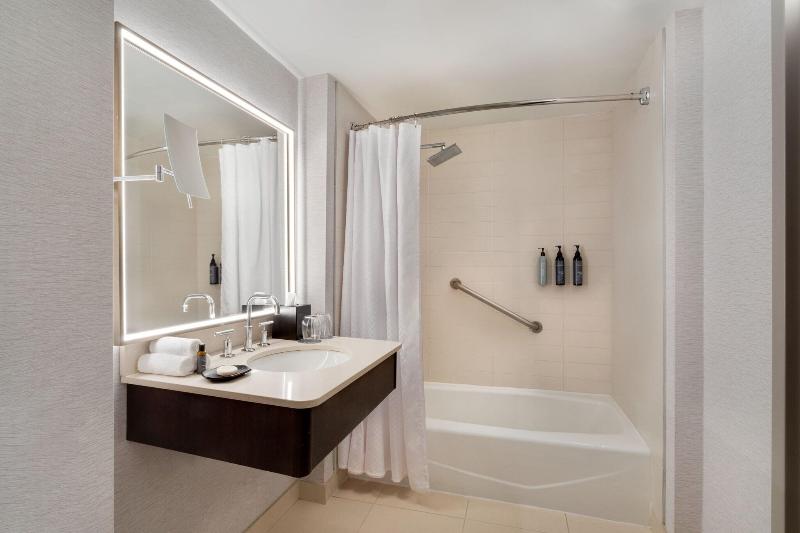 带大床的标准间, The Westin Atlanta Perimeter North