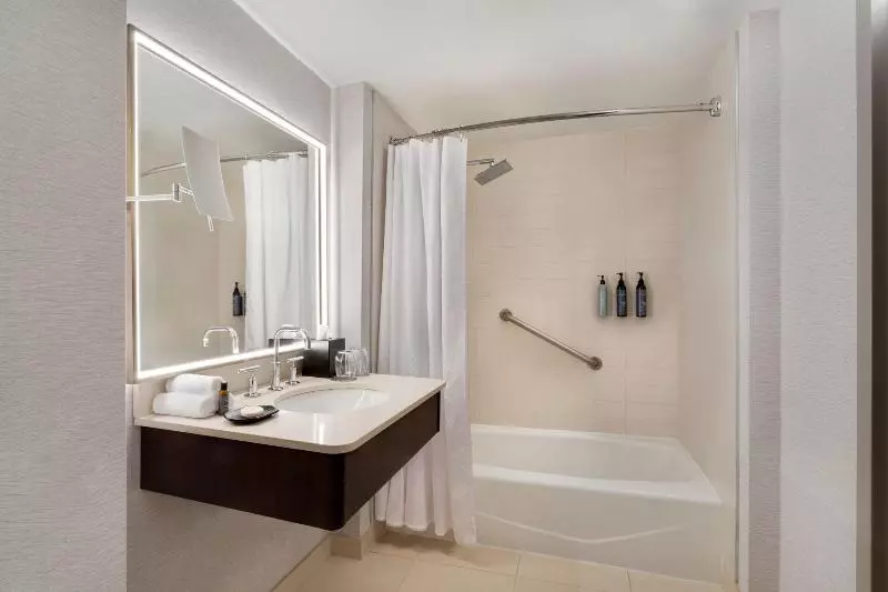 キングサイズベッドのスタンダードルーム, The Westin Atlanta Perimeter North