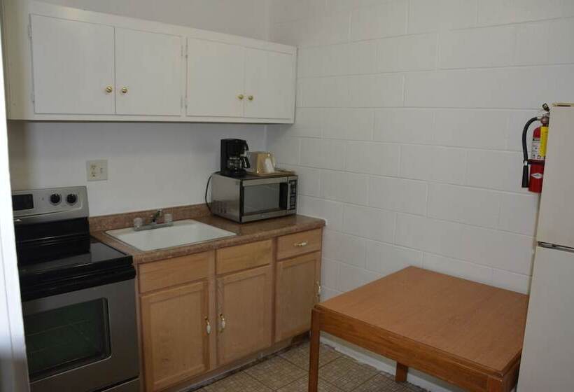 标准间, Village Inn Green Bay