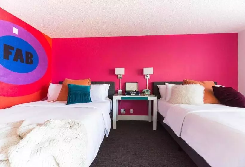 اتاق استاندارد, Rambler Motel