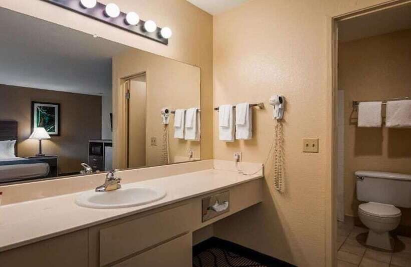 غرفه قياسيه سريرين مزدوجين, Surestay Plus Hotel By Best Western Sacramento North