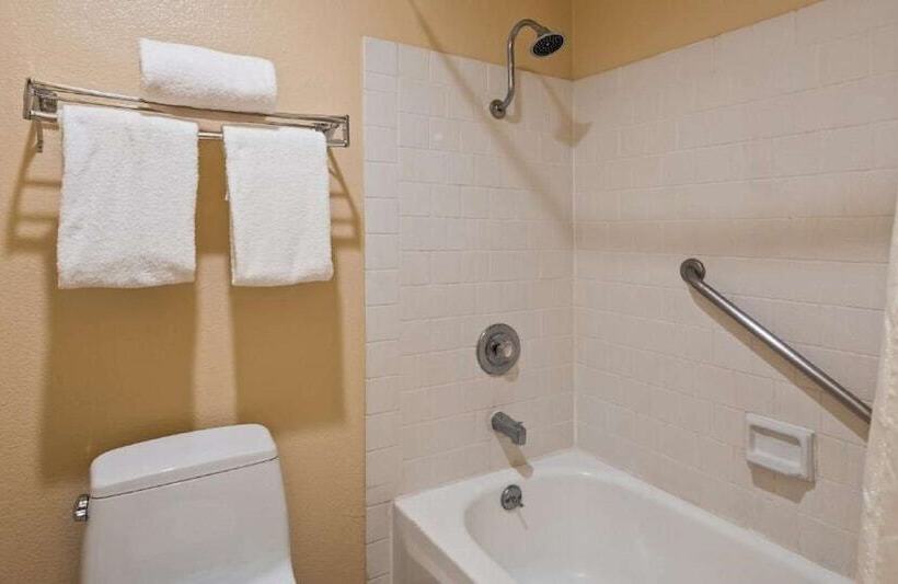 غرفة قياسية سرير مزدوج, Surestay Plus Hotel By Best Western Sacramento North