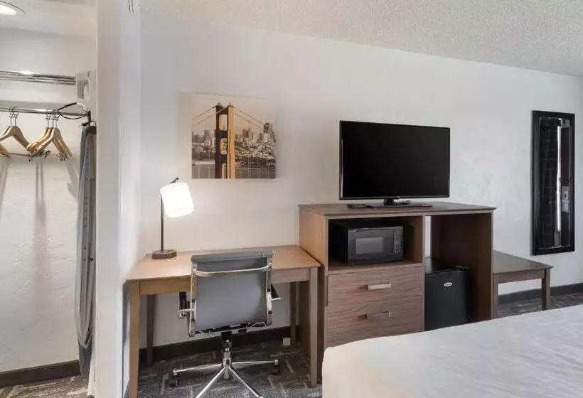اتاق استاندارد با تخت بزرگ, Clarion Hotel Concord Walnut Creek