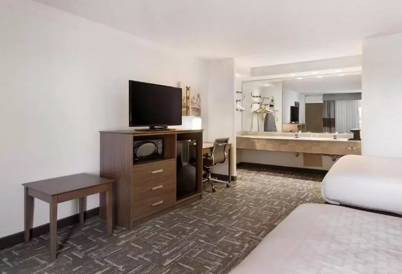 اتاق استاندارد, Clarion Hotel Concord Walnut Creek