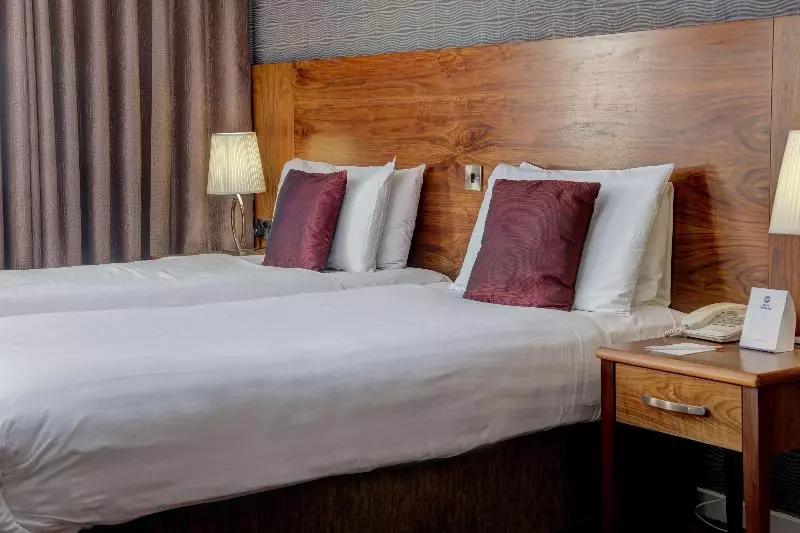 سوئیت برای معلولان, Best Western Plus Grantree Inn