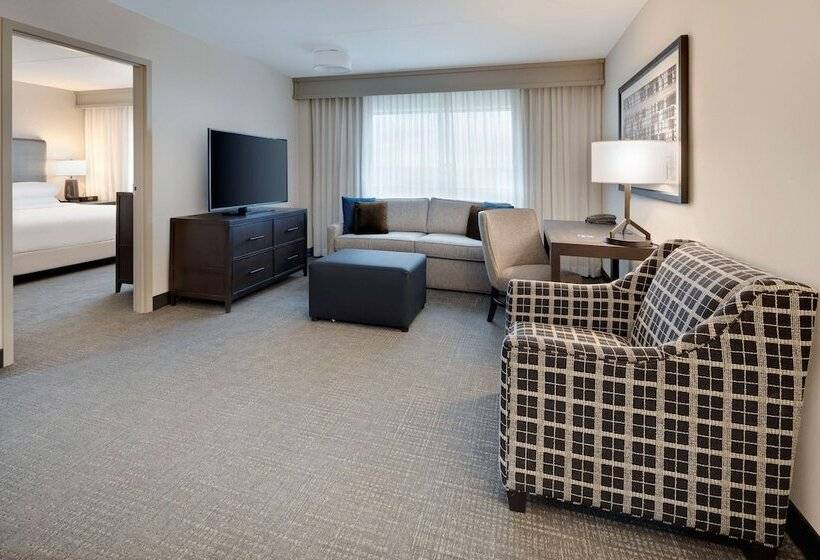 스위트, Embassy Suites By Hilton Detroit Troy Auburn Hills