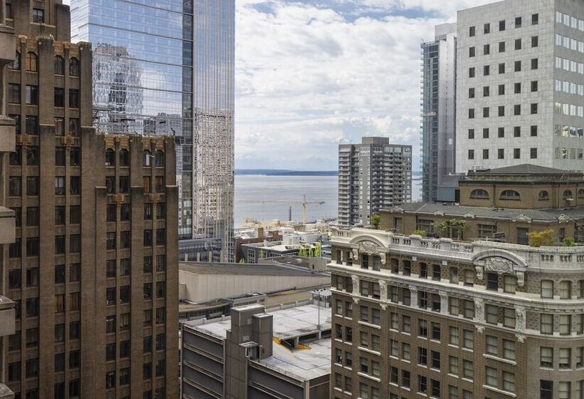 Номер Стандарт Двуспальная Кровать, Fairmont Olympic