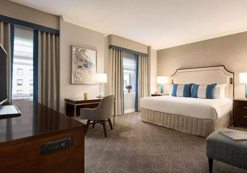 キングサイズベッドのデラックスルーム, Fairmont Olympic