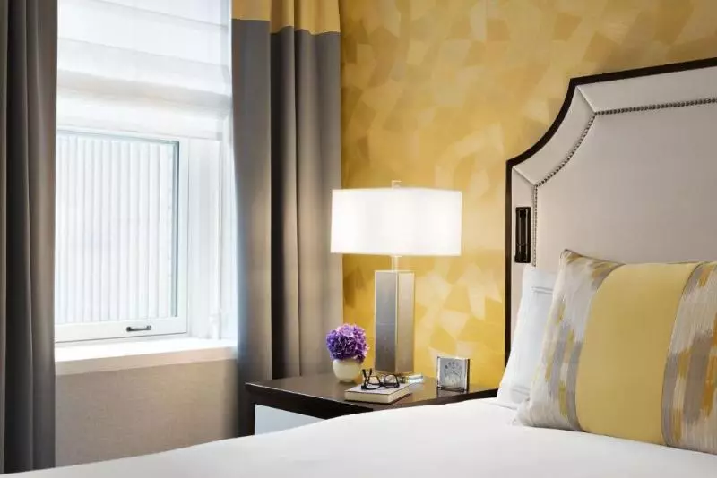 キングサイズベッドのスイートルーム, Fairmont Olympic