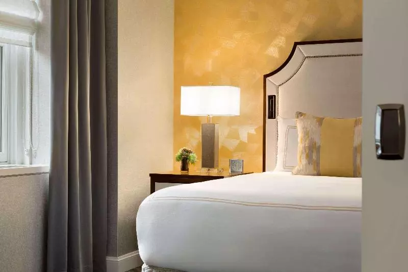 デラックスルーム, Fairmont Olympic