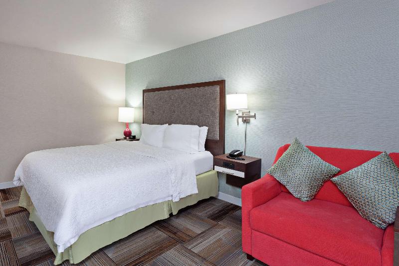 キングサイズベッドのスタンダードルーム, Hampton Inn Los Angeles/arcadia/pasadena