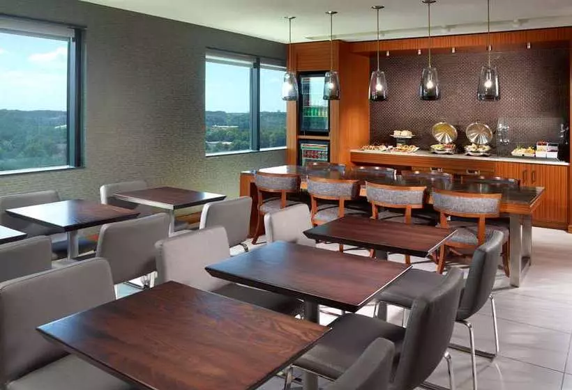スタンダードルーム, Hilton Atlanta Northeast