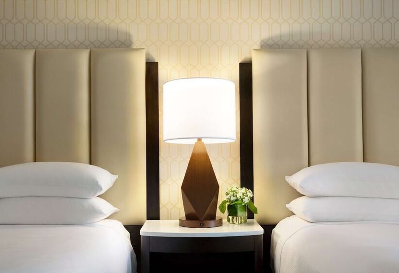 غرفة بريميوم, Hilton Greenville