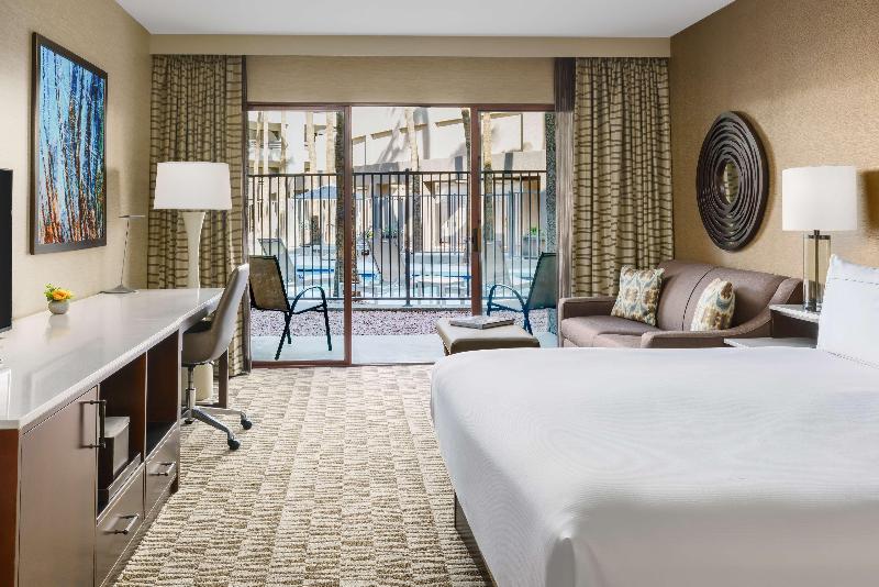 غرفة إدارية سرير كينج, Hilton Phoenix Airport
