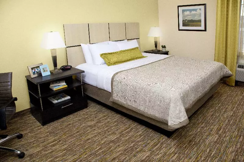 身障者適用スタンダードルーム, Holiday Inn Express Rochester   University Area, An Ihg