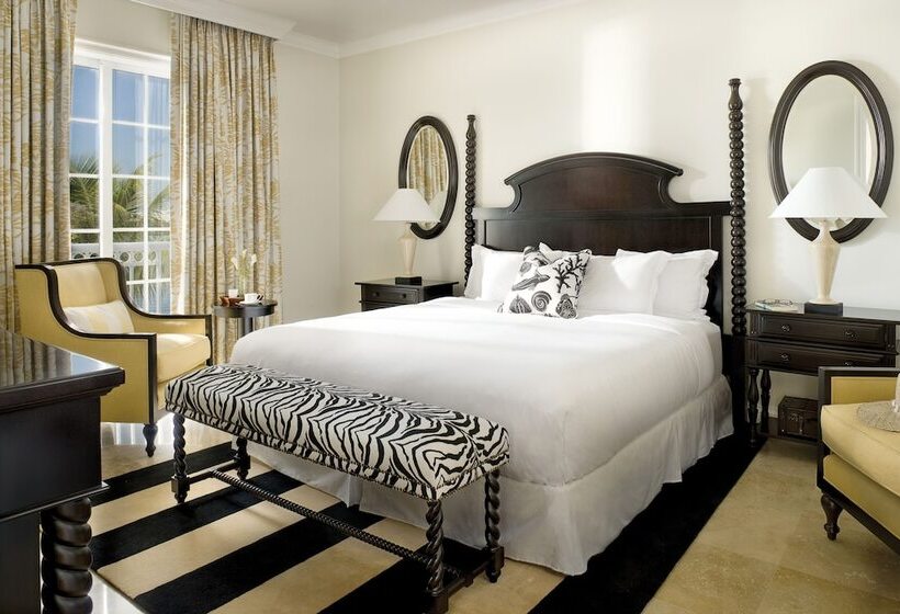 プールビューのバルコニー付１ベッドルームアパート, Beachside Resort & Residences