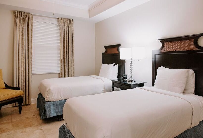 プールビューの３ベッドルームアパート, Beachside Resort & Residences