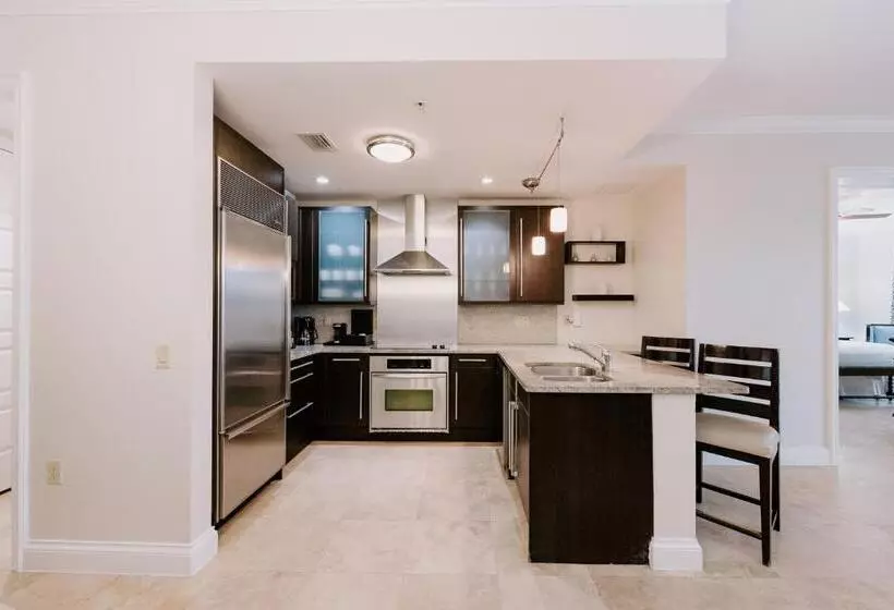 آپارتمان پرمیوم 1 خوابه با چشمانداز دریا, Beachside Resort & Residences
