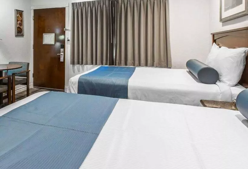 اتاق استاندارد با 2 تخت دوبل, Rodeway Inn & Suites Pacific Coast Highway
