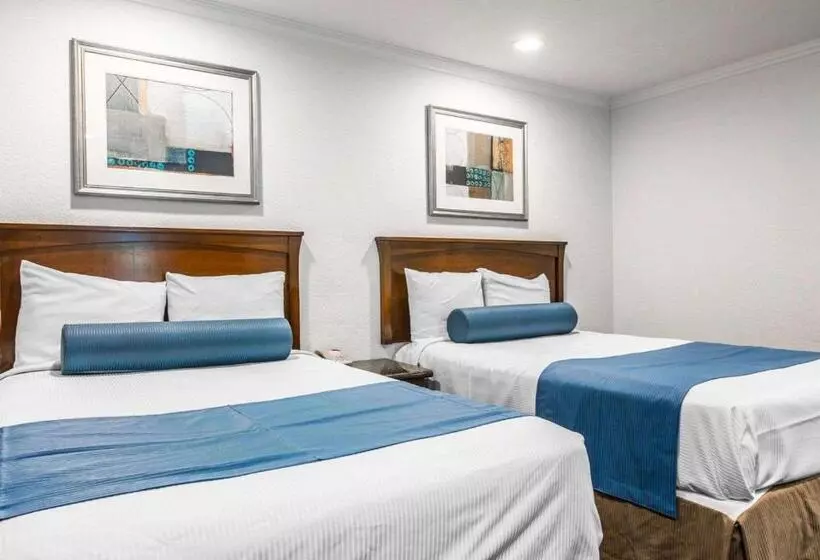 اتاق استاندارد با 2 تخت دوبل, Rodeway Inn & Suites Pacific Coast Highway