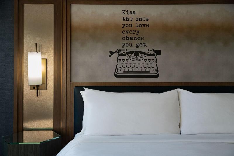 Quarto Estandar Cama King, Dena, Pasadena Los Angeles, A Tribute Portfolio