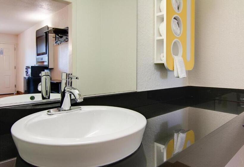 キングサイズベッドのスタンダードルーム, Motel 6 Mount Pleasant, Tx