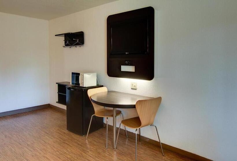 Номер Стандарт, Motel 6 Mount Pleasant, Tx
