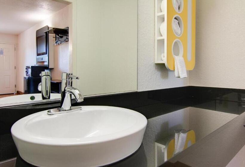 身障者適用スタンダードルーム, Motel 6 Mount Pleasant, Tx