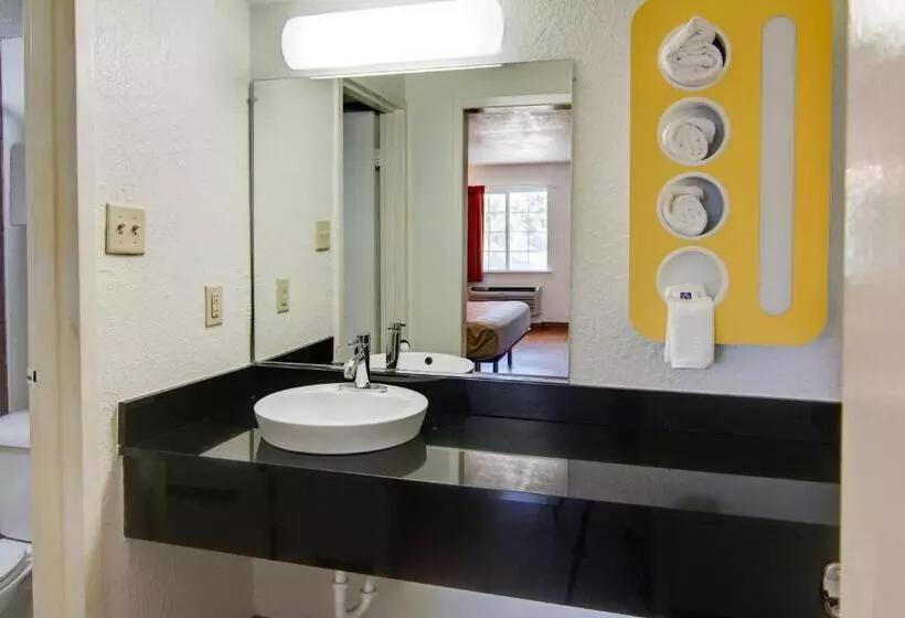 Deluxe-huone, Motel 6 Mount Pleasant, Tx