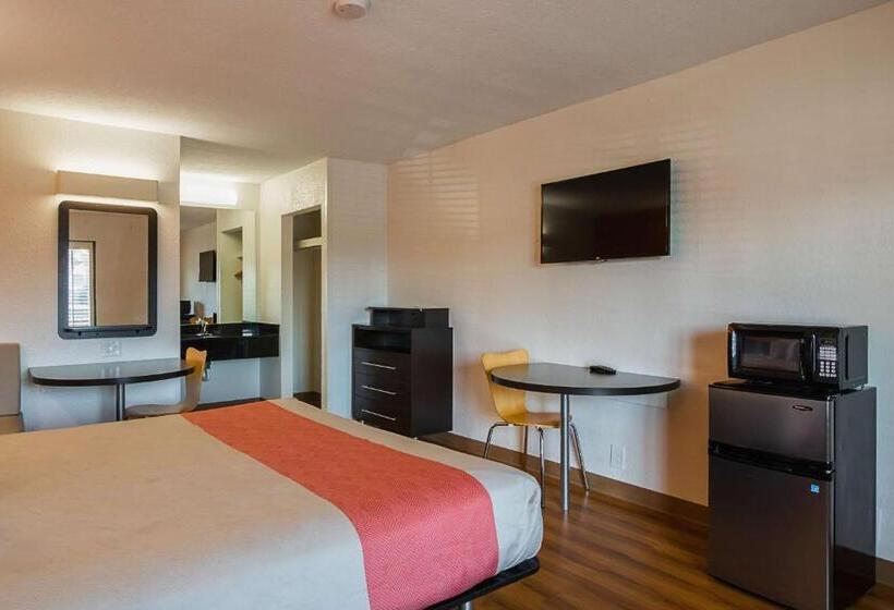 Стандартный Номер Кровать Кинг, Motel 6savannah, Ga  Midtown