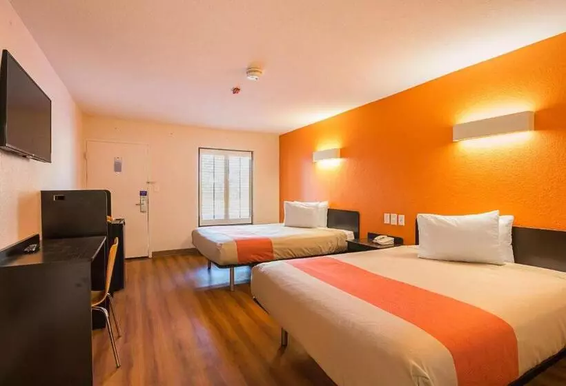 身障者適用スタンダードルーム, Motel 6savannah, Ga  Midtown