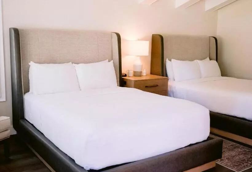 デラックスルーム, Homestead Resort