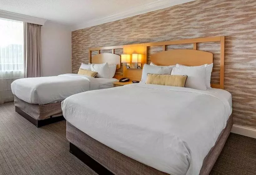 ２ダブルベッドのスタンダードルーム, Best Western Plus University Inn