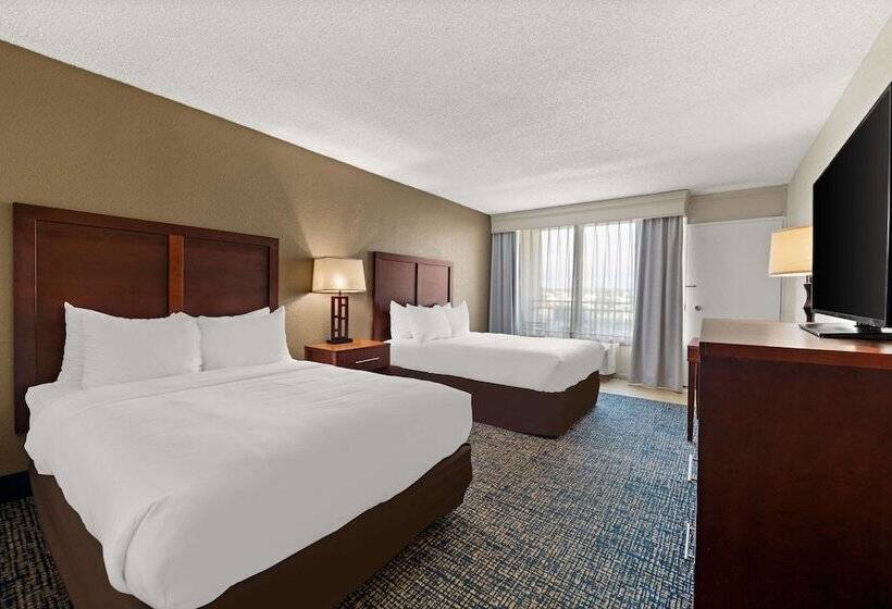 غرفه قياسيه سريرين مزدوجين, Comfort Inn On The Ocean