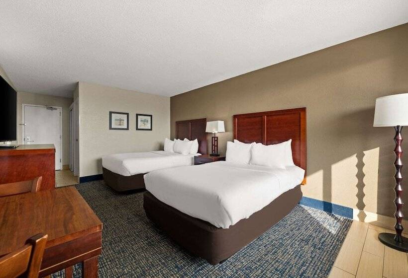 غرفه قياسيه سريرين مزدوجين, Comfort Inn On The Ocean