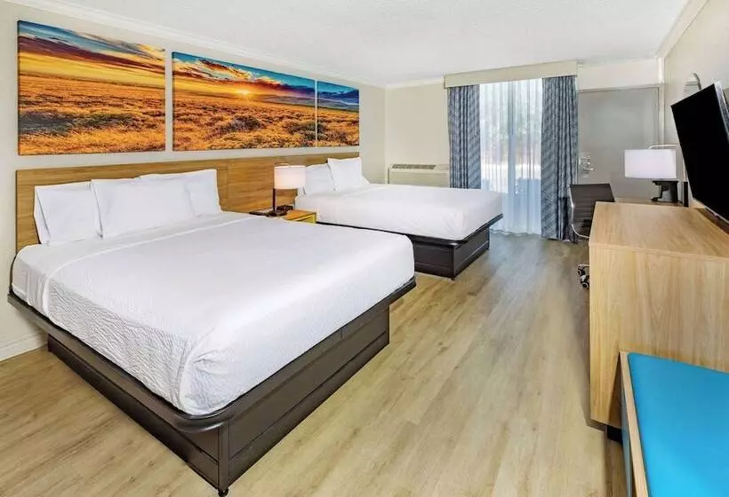اتاق استاندارد با 2 تخت دوبل, Days Inn By Wyndham Del Rio