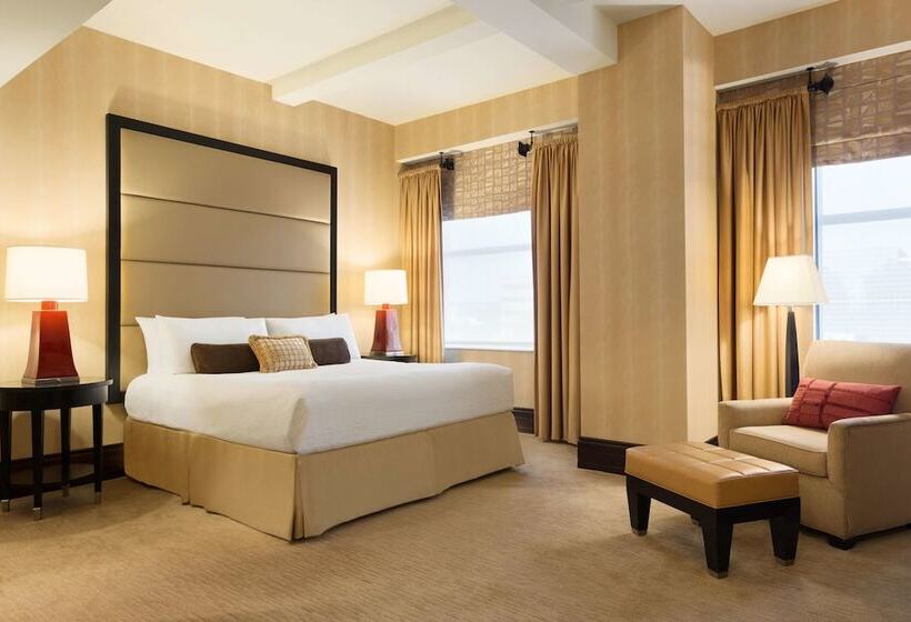 Номер Deluxe, Du Pont