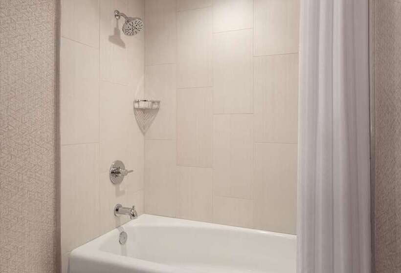חדר סטנדרט עם מיטת קינג, Hilton San Francisco Financial District
