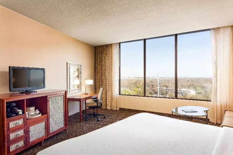 اتاق پرمیوم, Holiday Inn Austin  Town Lake, An Ihg