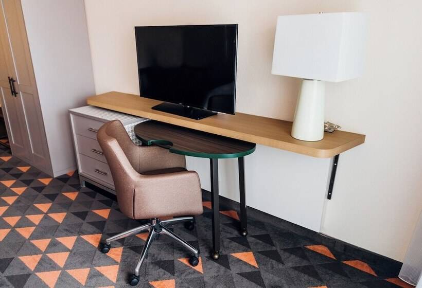 Номер Стандарт, Holiday Inn & Suites Phoenix Mesa Chandler, An Ihg