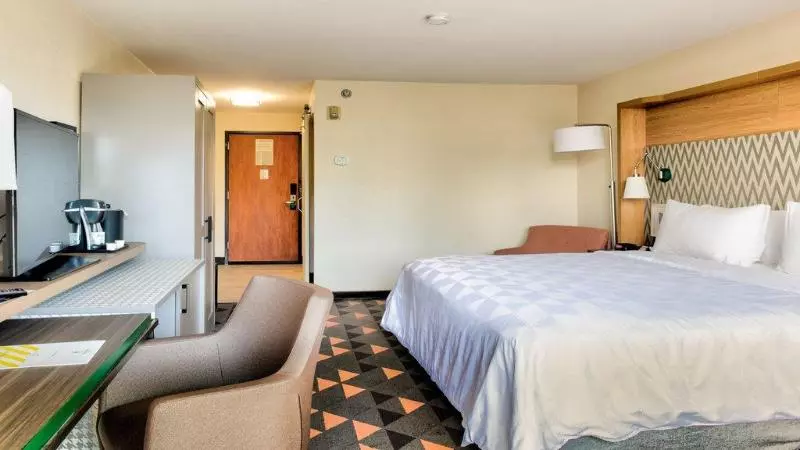 身障者適用キングサイズベッドルーム, Holiday Inn & Suites Phoenix Mesa Chandler, An Ihg