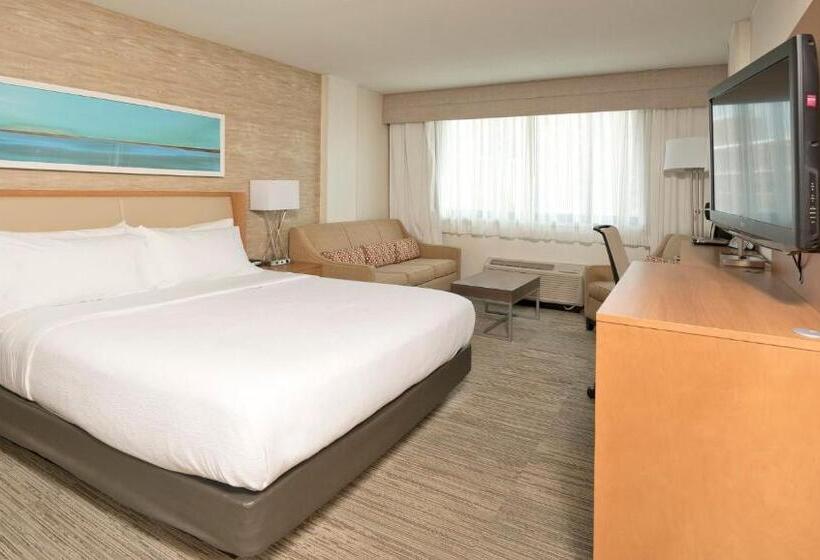 Стандартный Номер Кровать Кинг, Holiday Inn Washington Central/white House, An Ihg