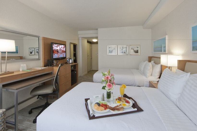 Номер Стандарт 2 Двуспальные Кровати, Holiday Inn Washington Central/white House, An Ihg