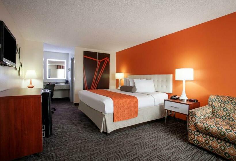 غرفة قياسية سرير كينج, Howard Johnson By Wyndham Vero Beach/i95