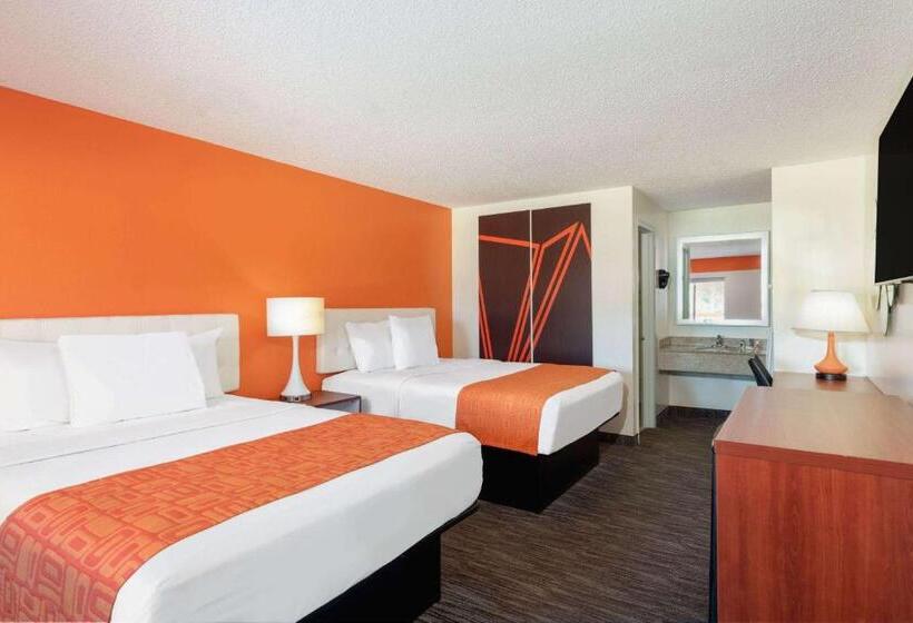 Quarto Estandar, Howard Johnson By Wyndham Vero Beach/i95